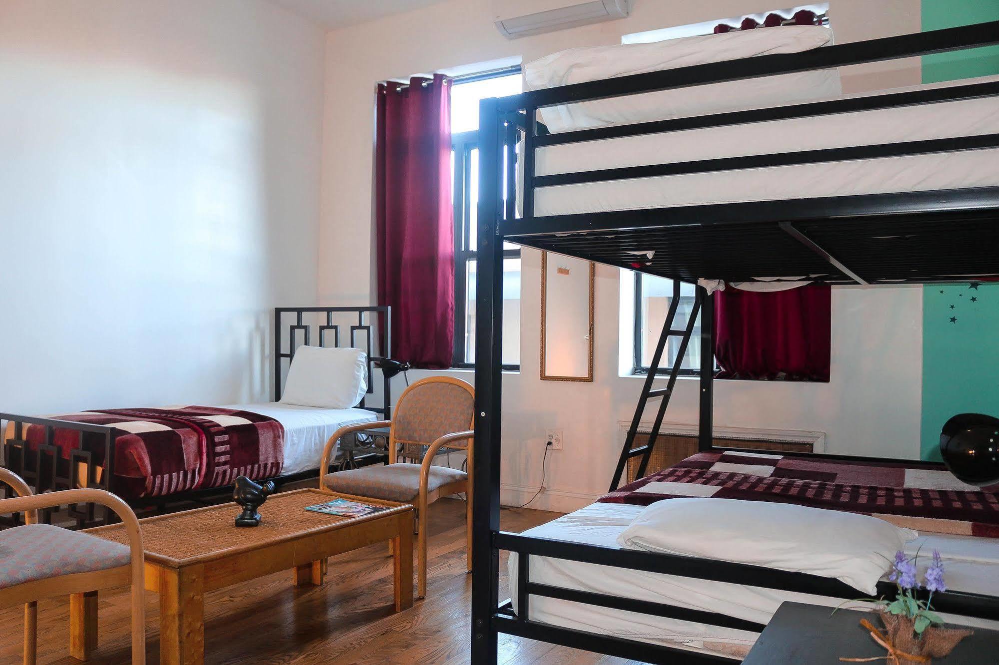 Ny Moore Hostel New York Exterior foto